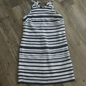 Black and white Banana Republic sun dress